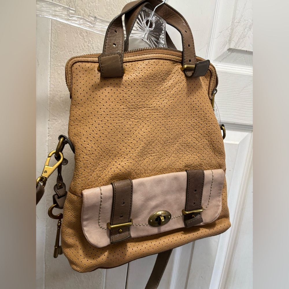 Vintage Fossil leather handbag/crossbody bag Y2K. Excellent condition